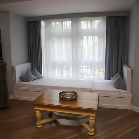 Radi Apartman Apartment *